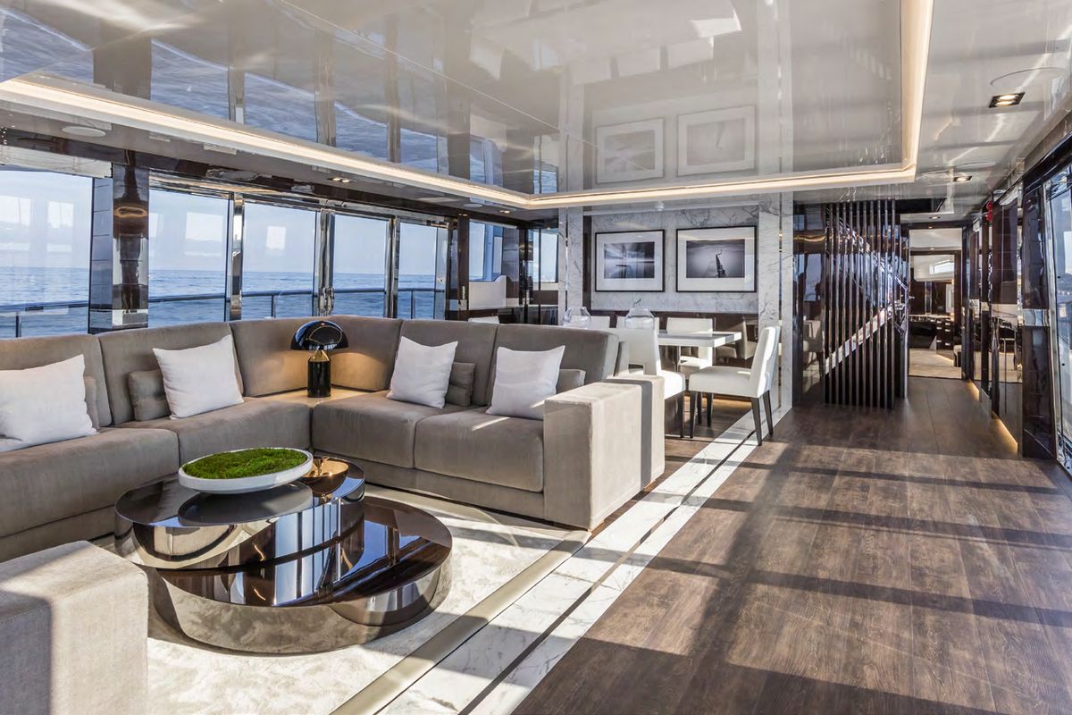 PEARL 95 yacht