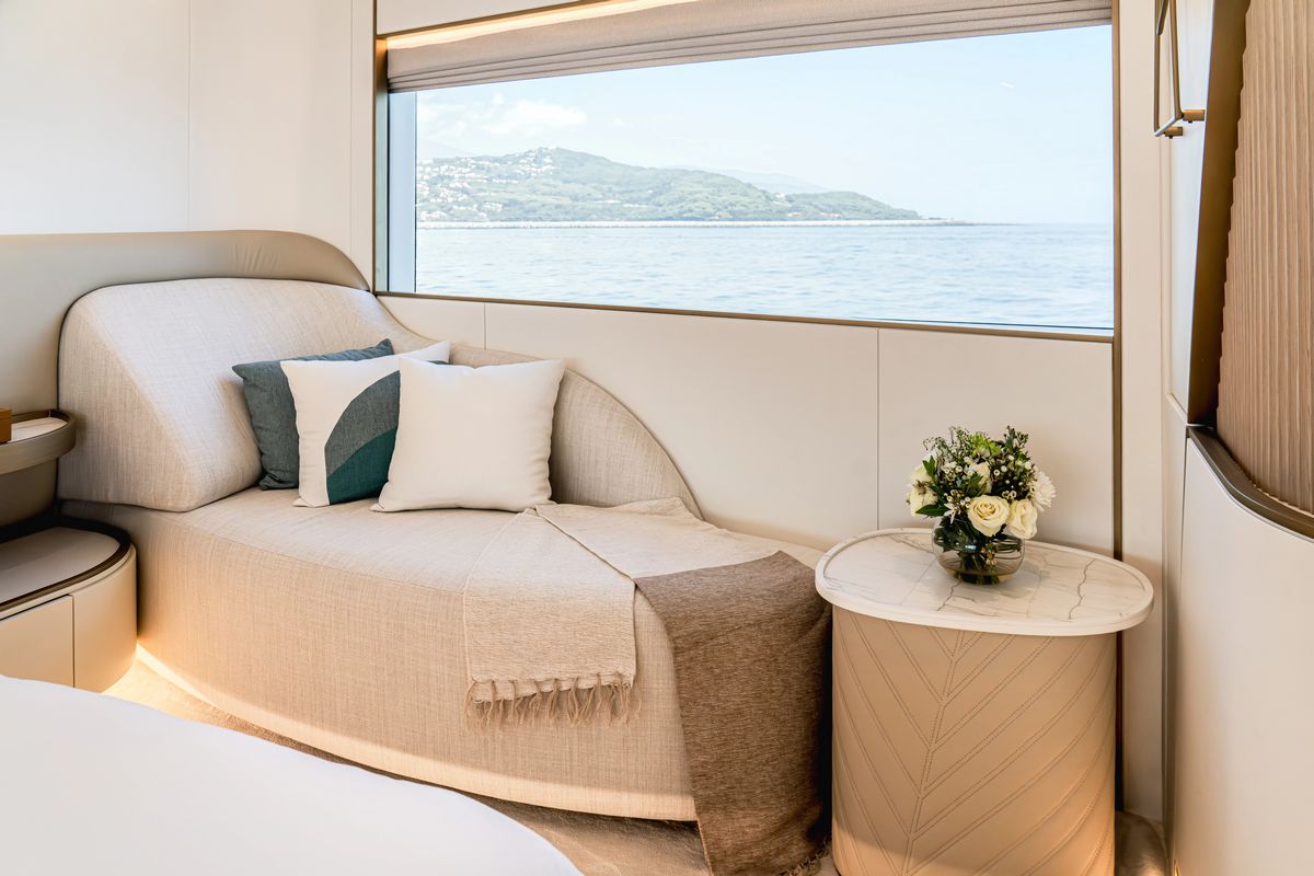 MAJESTY 100 TERRACE yacht