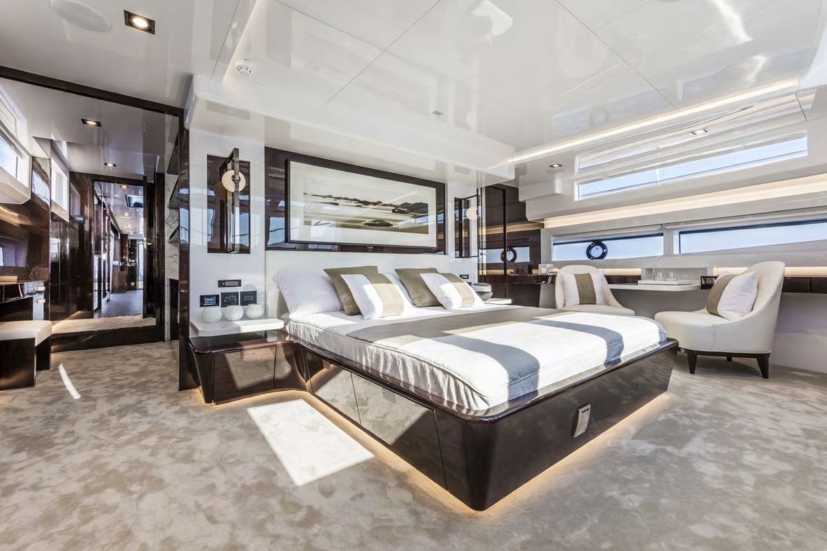 PEARL 95 yacht