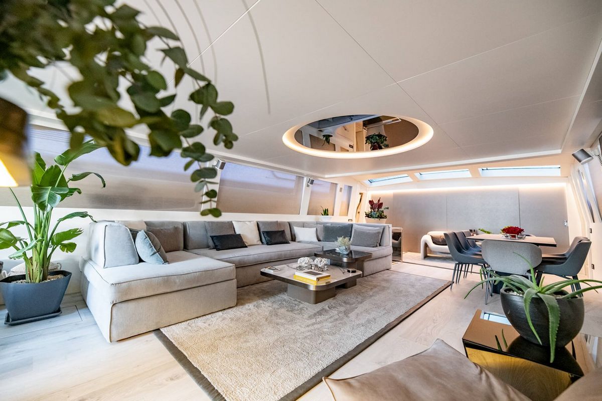 EVA yacht