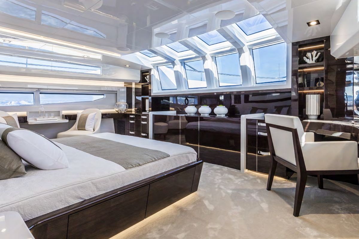 PEARL 95 yacht