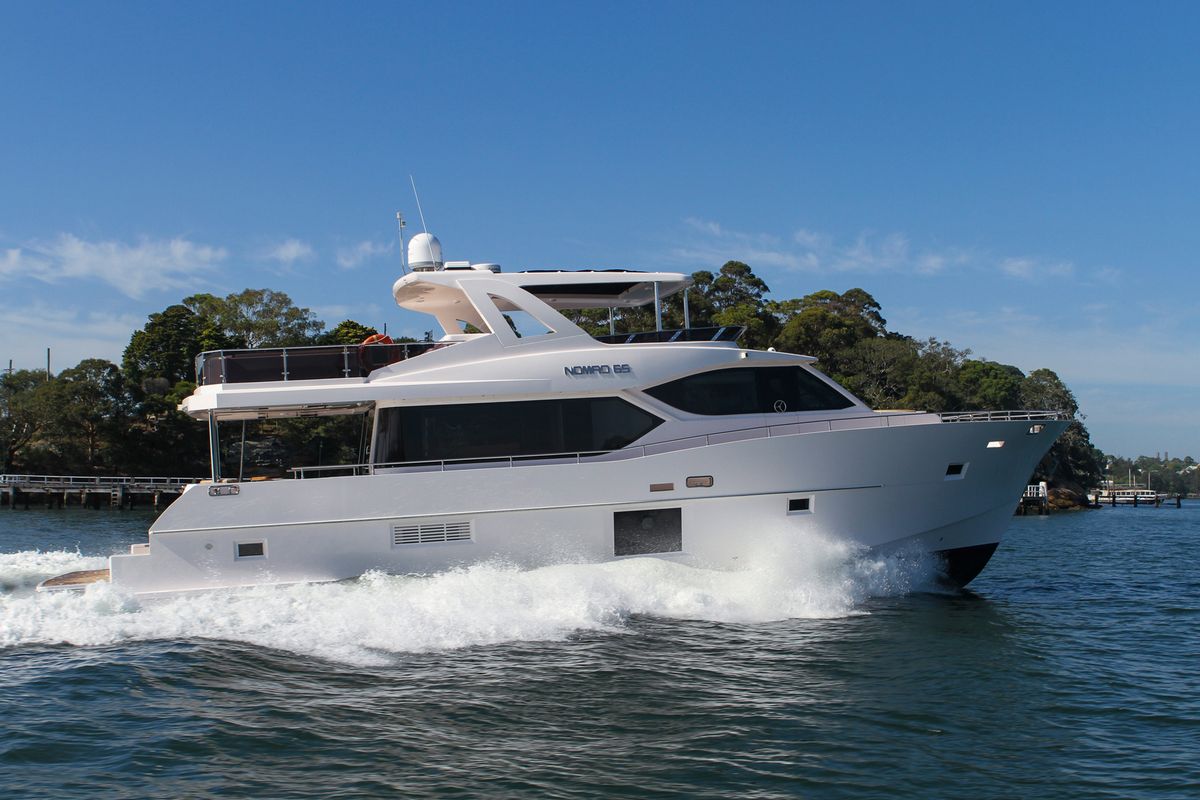 NOMAD 65 yacht