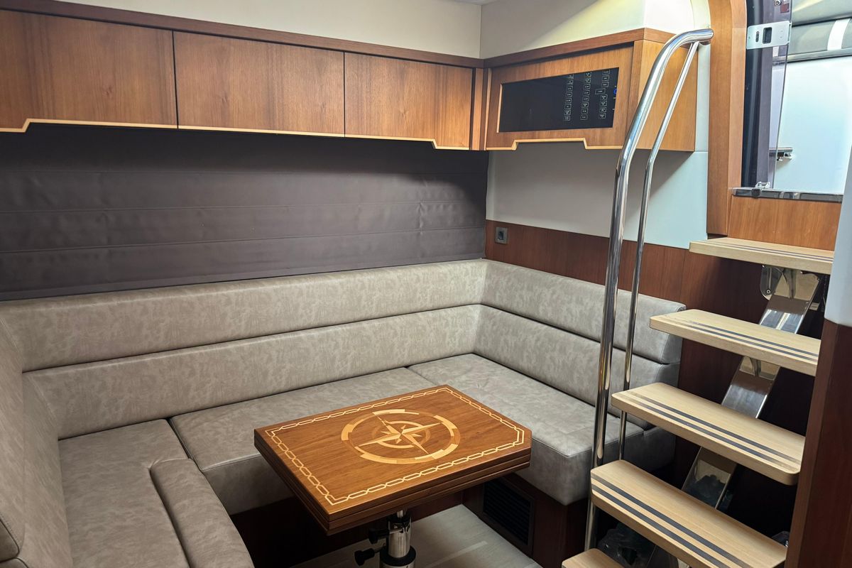 GALEON 445 HTS yacht
