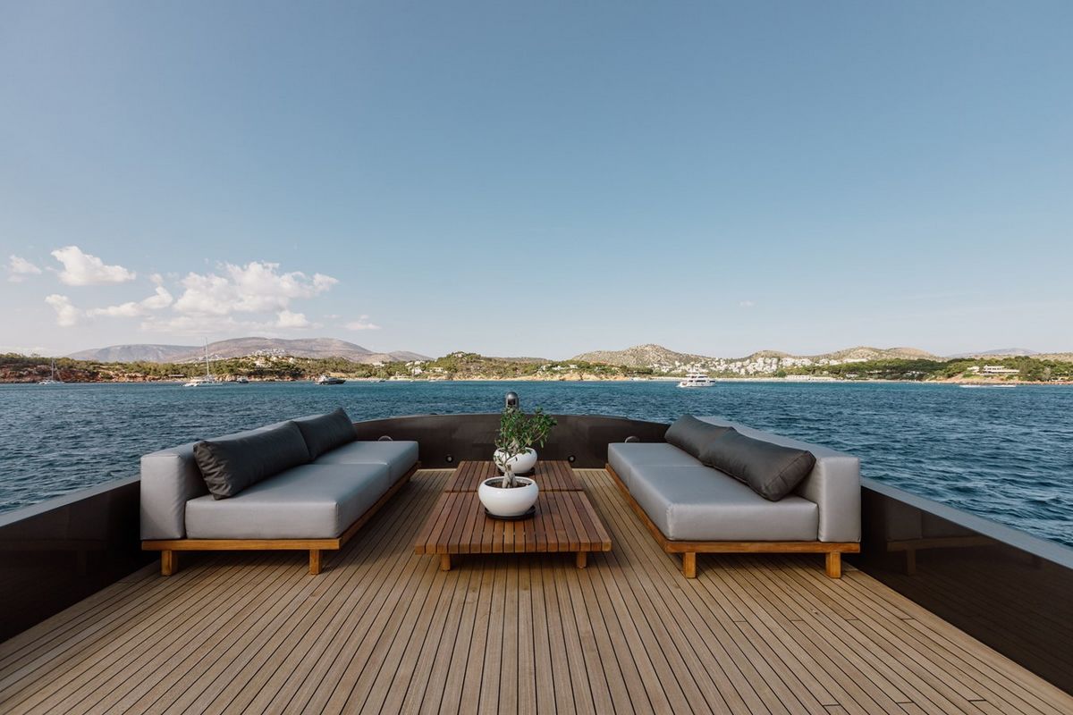 EVA yacht