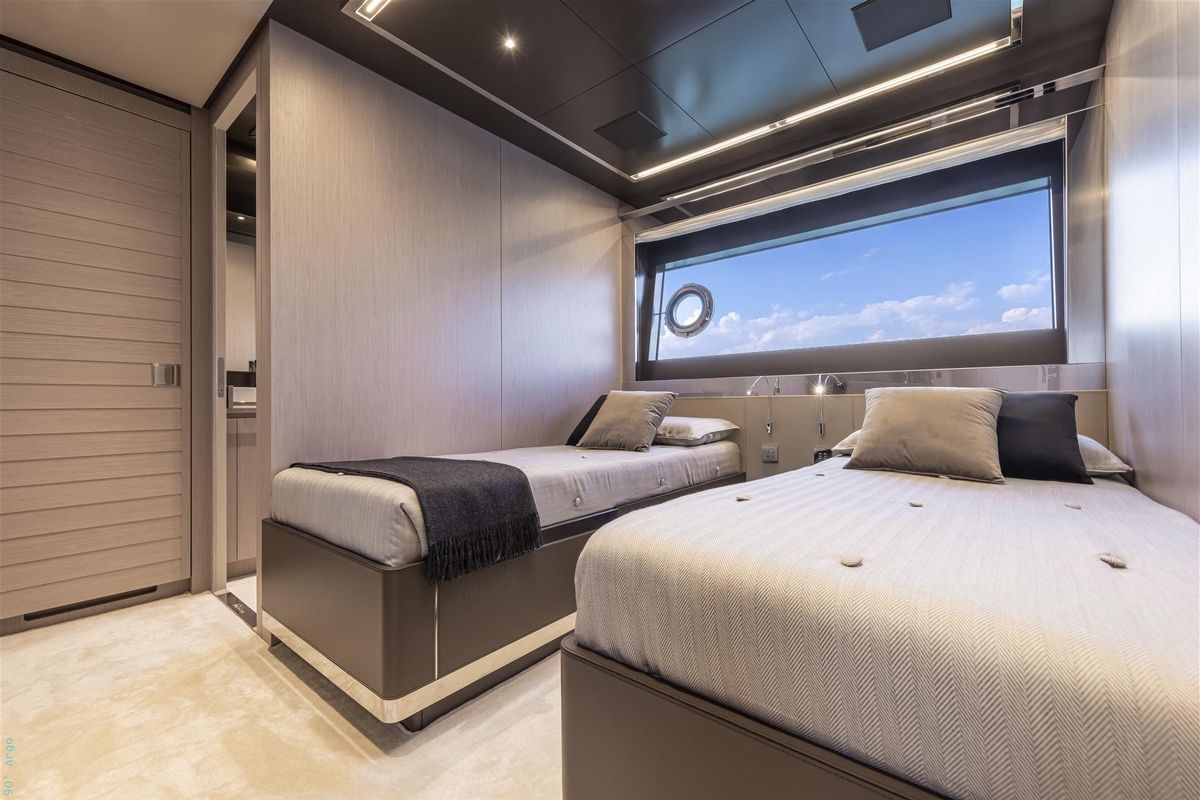 90’ RIVA ARGO yacht