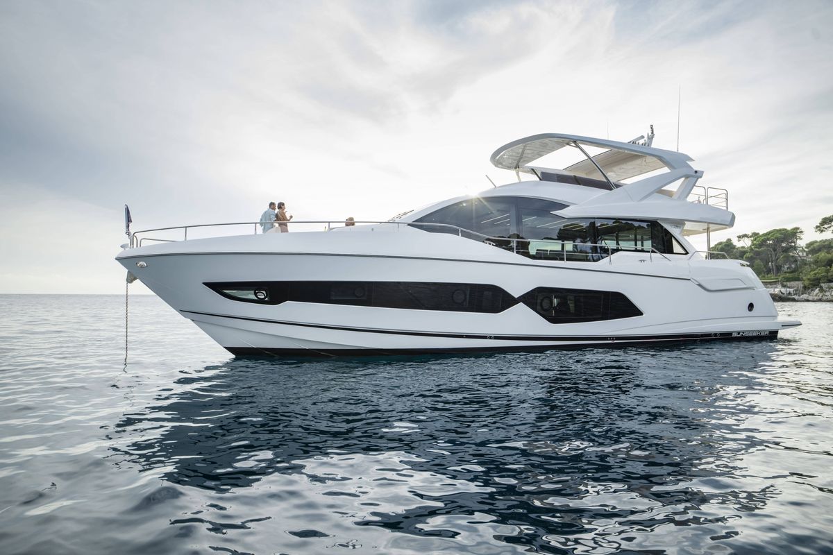 SUNSEEKER 76 yacht