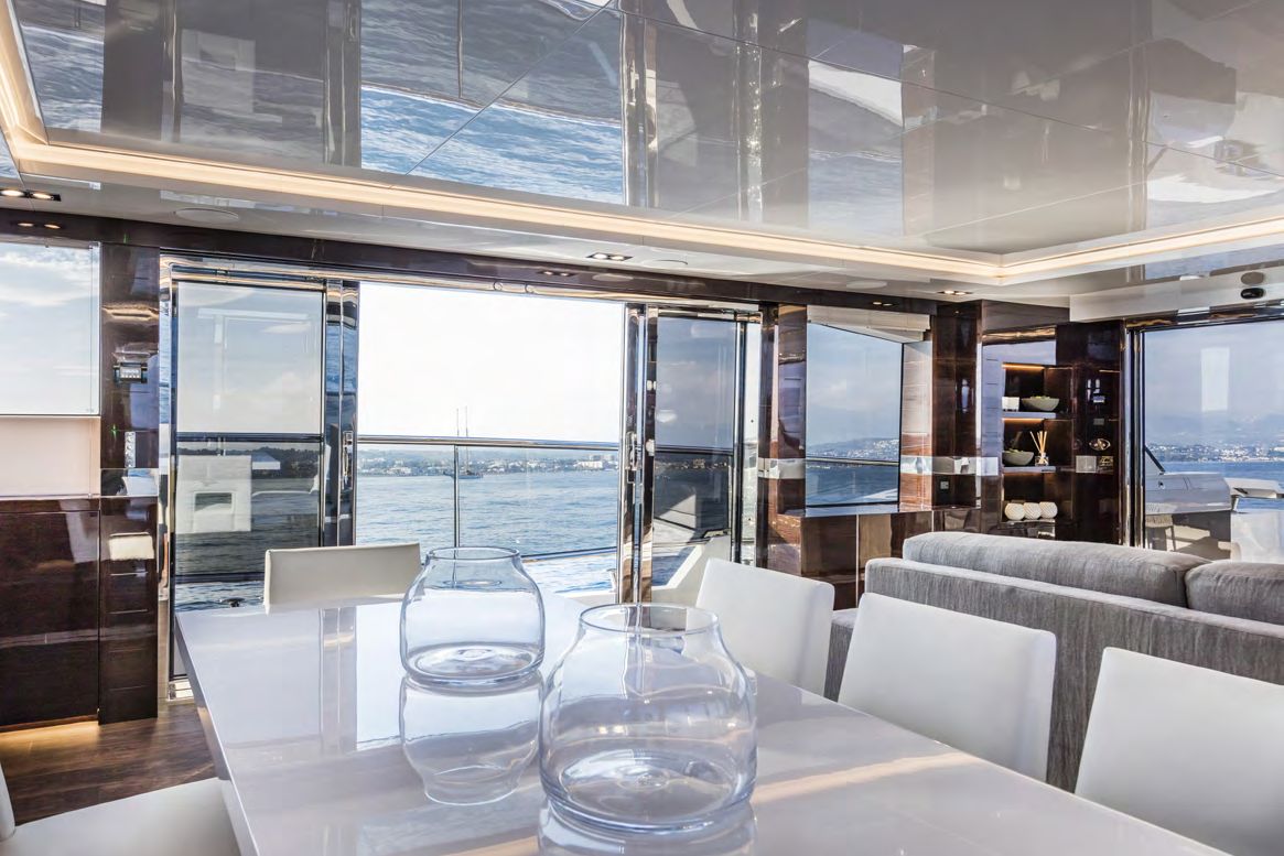 PEARL 95 yacht