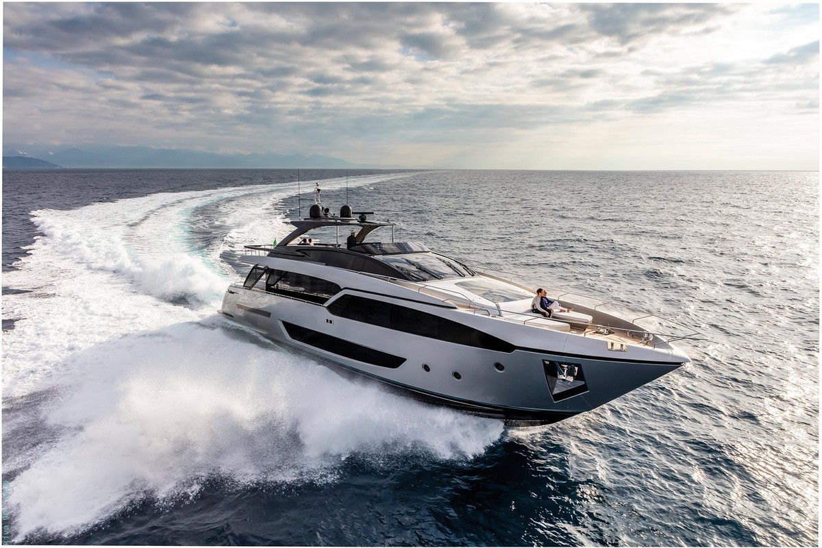 90’ RIVA ARGO yacht
