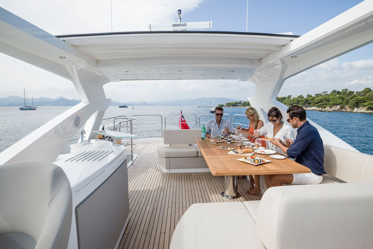SUNSEEKER 76 yacht