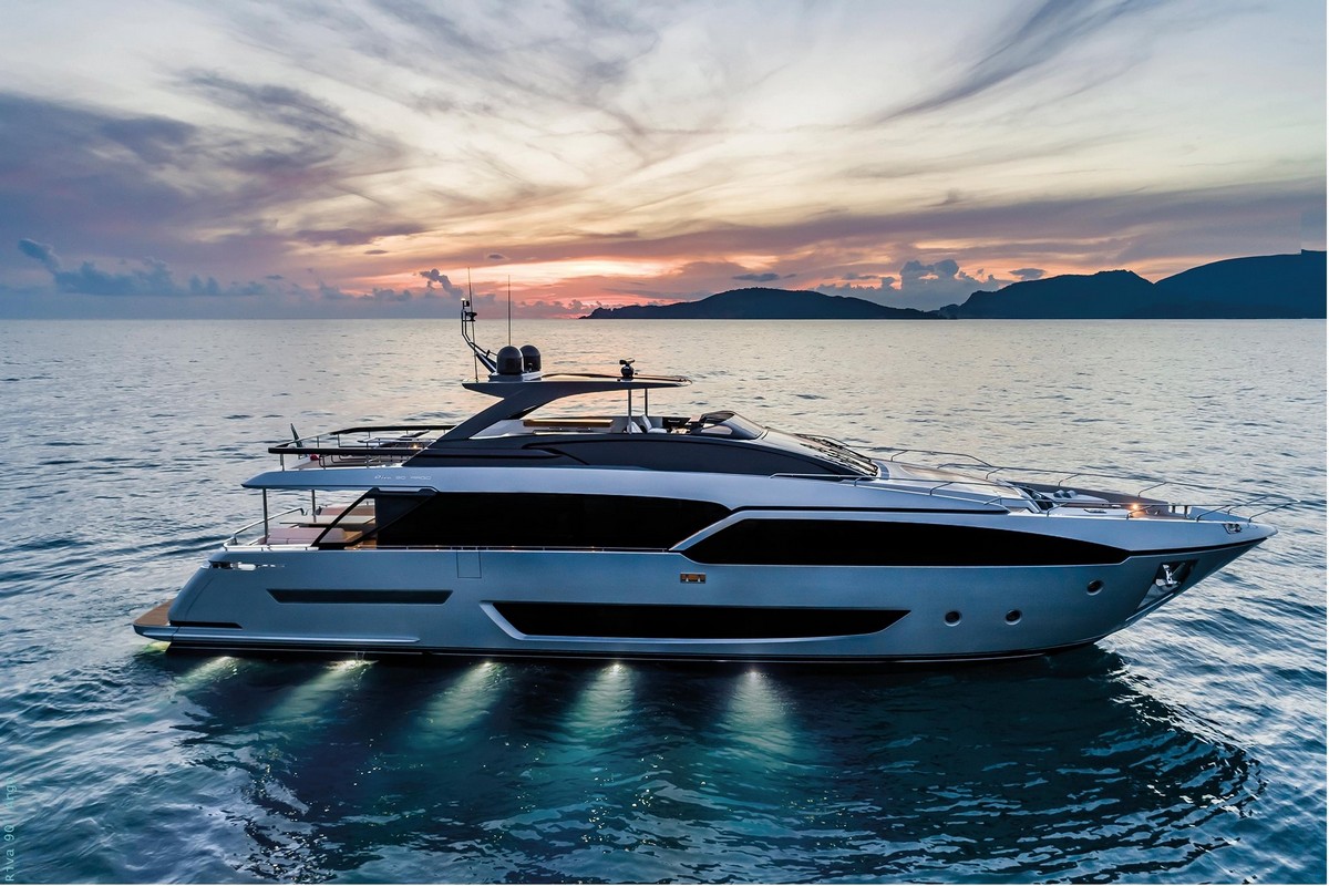 90’ RIVA ARGO yacht