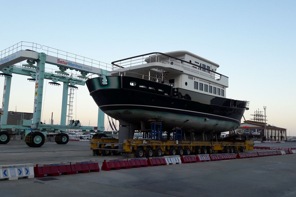 SVETLANA yacht