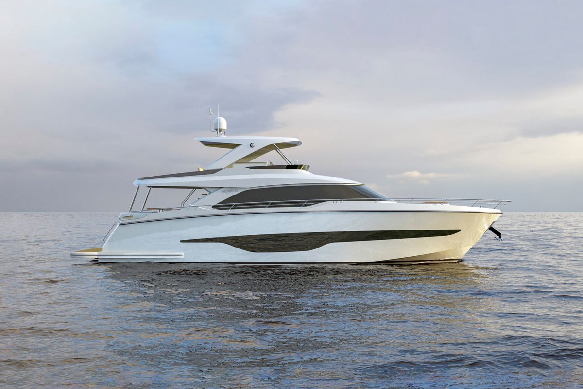 MAJESTY 72 yacht