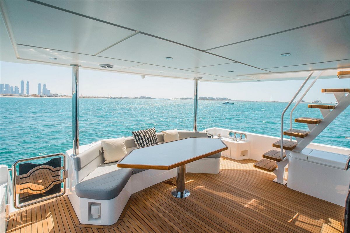 NOMAD 65 SUV yacht