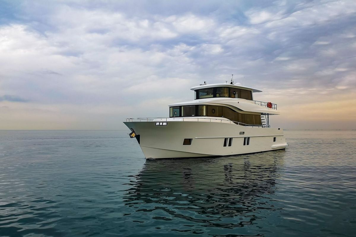 NOMAD 65 SUV yacht