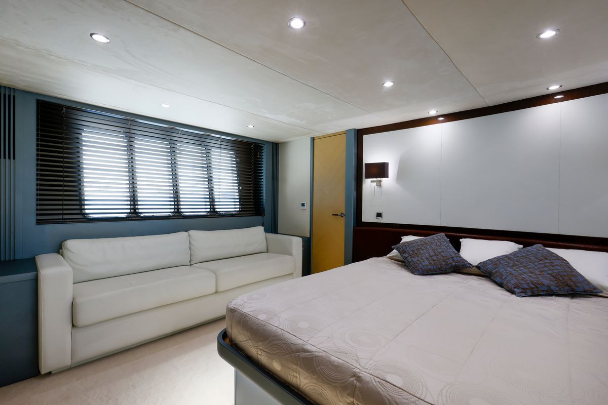 PRINCESS 85 yacht