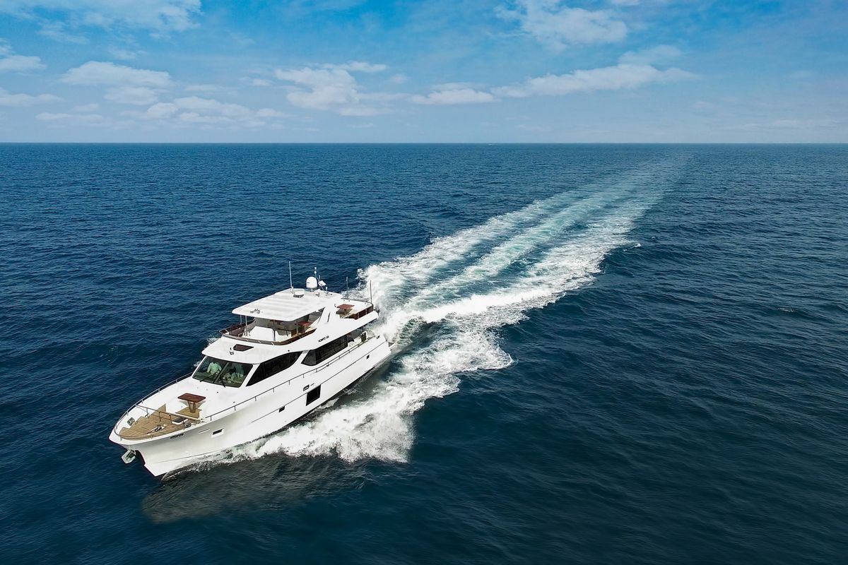 NOMAD 65 yacht