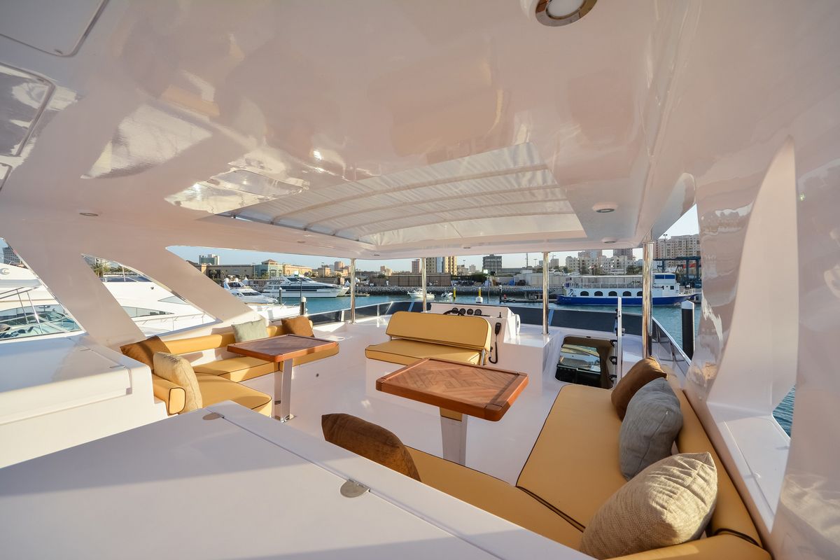 NOMAD 65 yacht