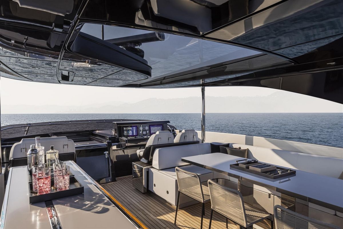 90’ RIVA ARGO yacht