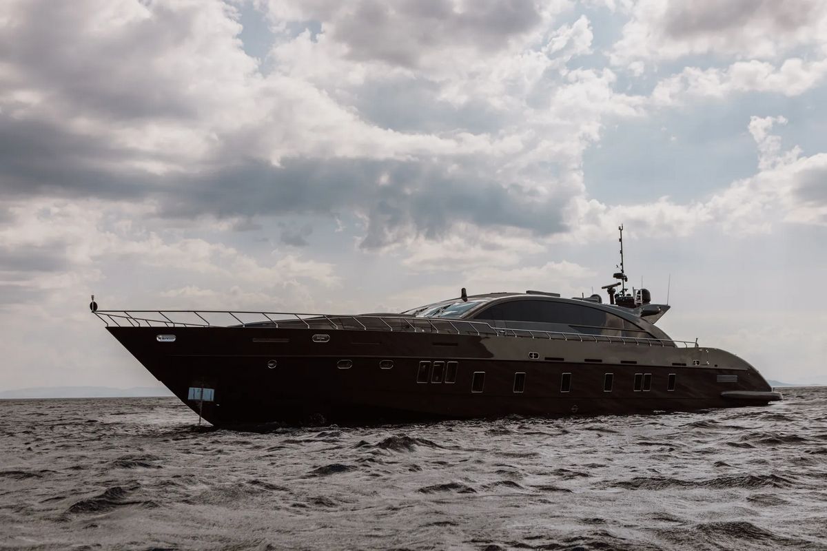 EVA yacht