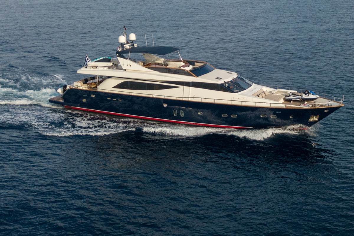 GUY COUACH 2800 yacht