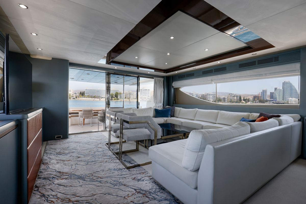 PRINCESS 85 yacht