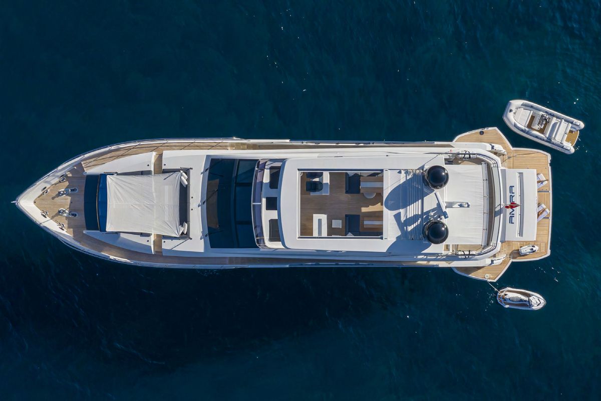 PEARL 95 yacht