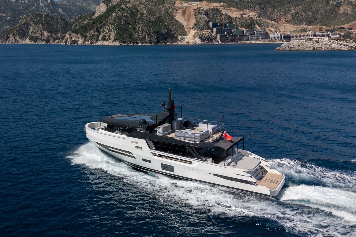 LA CREME yacht