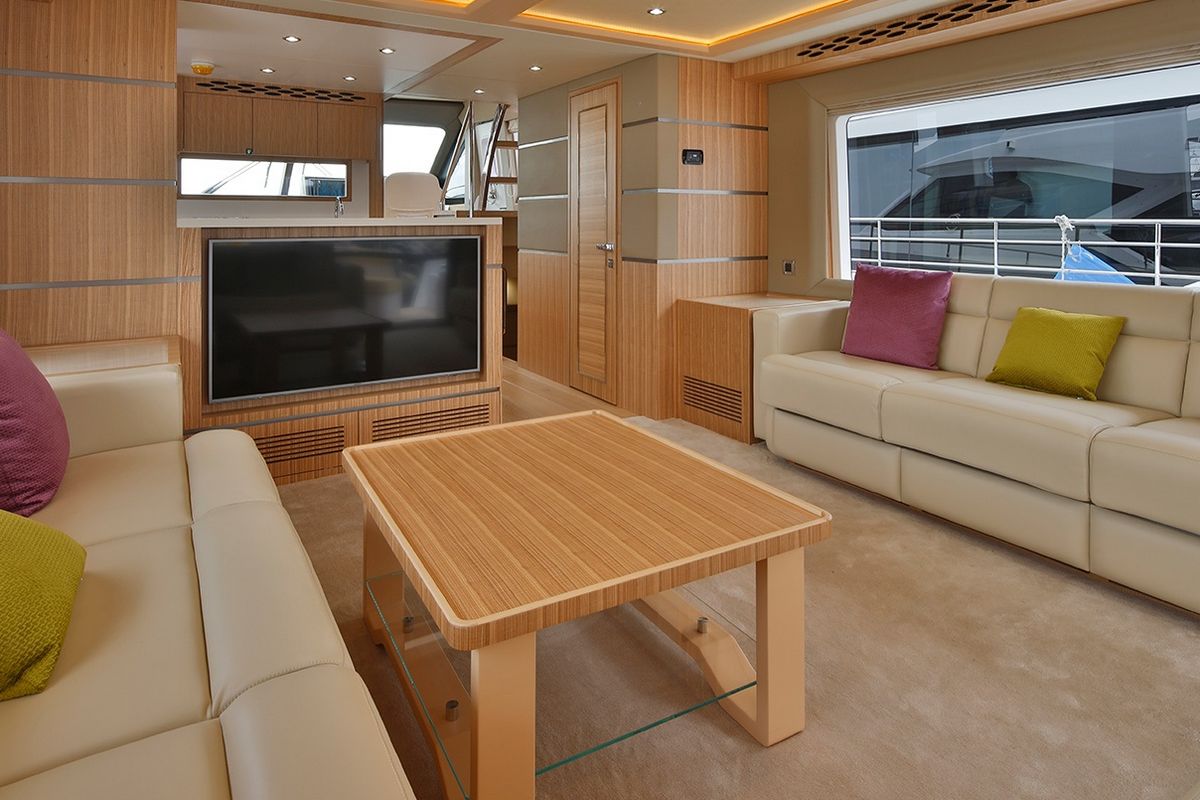 NOMAD 65 yacht