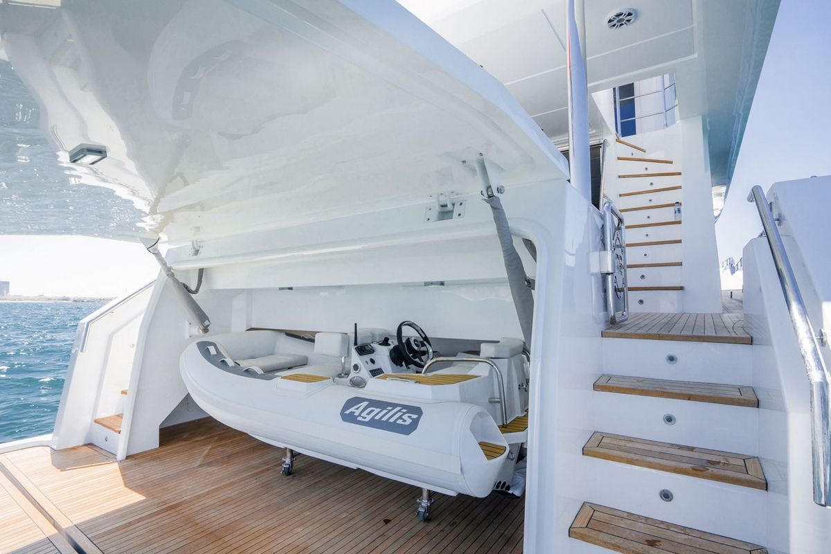 NOMAD 75 SUV yacht
