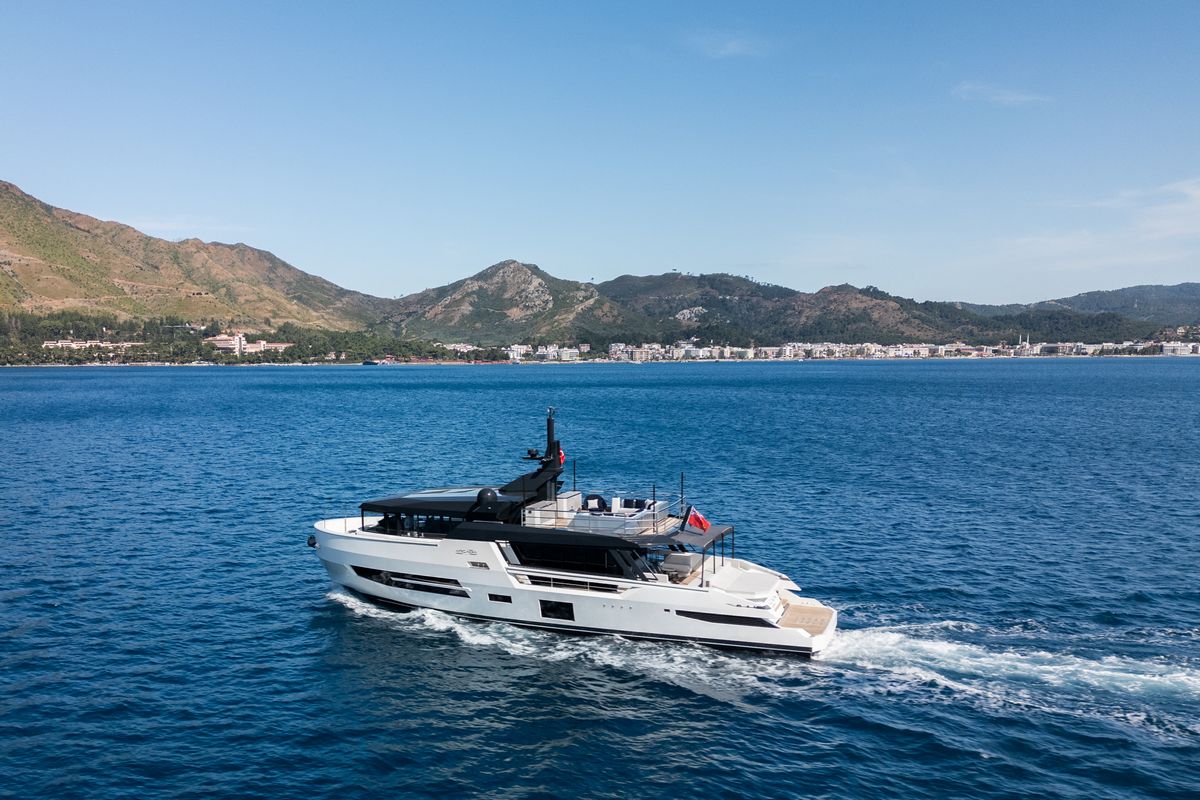 LA CREME yacht