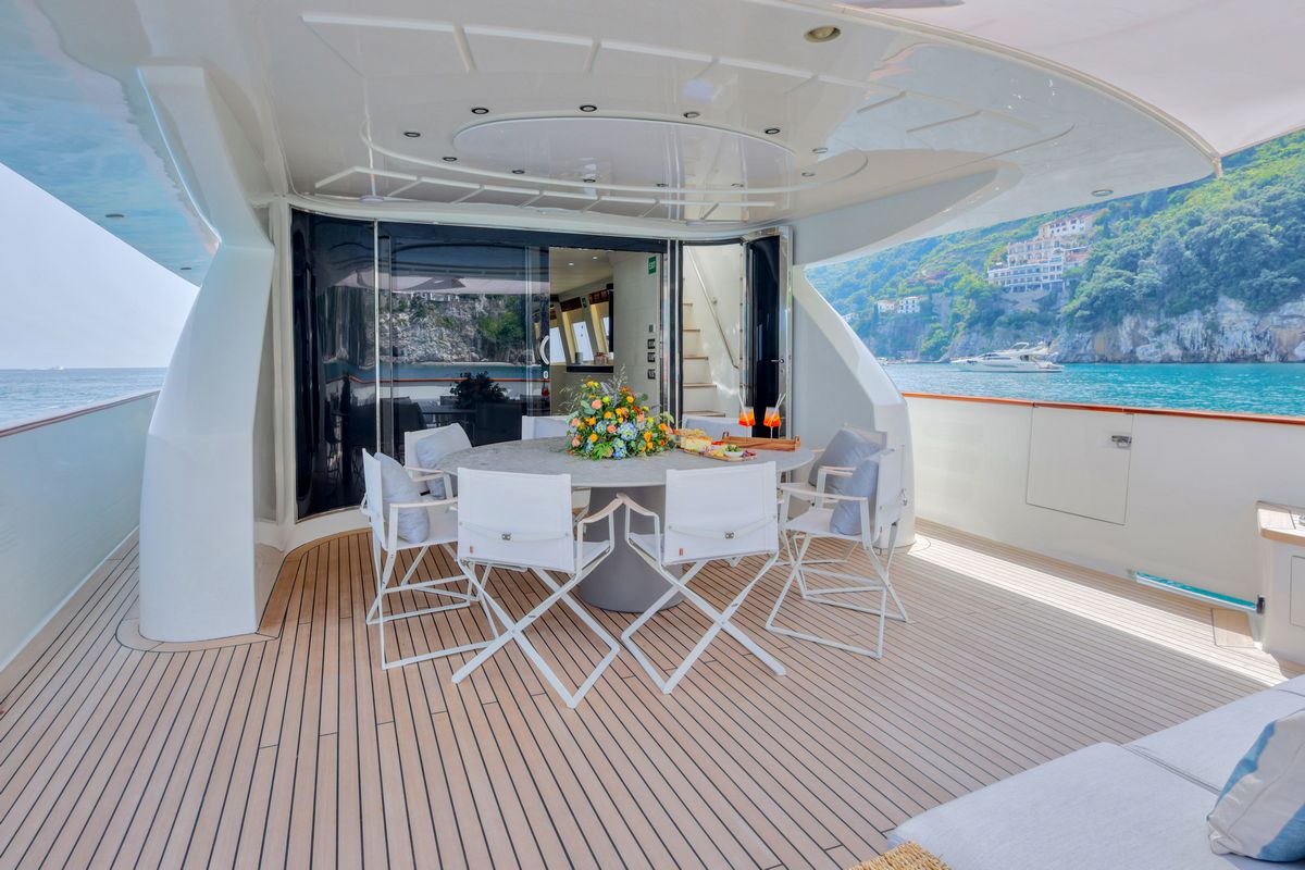 ANTAGO 90 yacht
