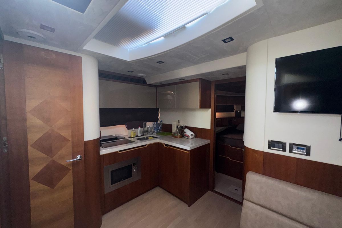 GALEON 445 HTS yacht