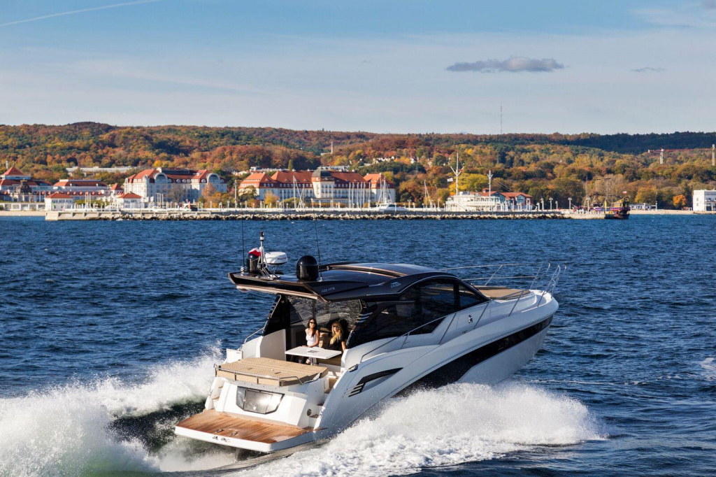 Meet brand new GALEON 425 HTS!.jpg