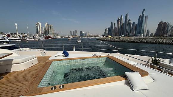 MAJESTY 112 TERRACE yacht