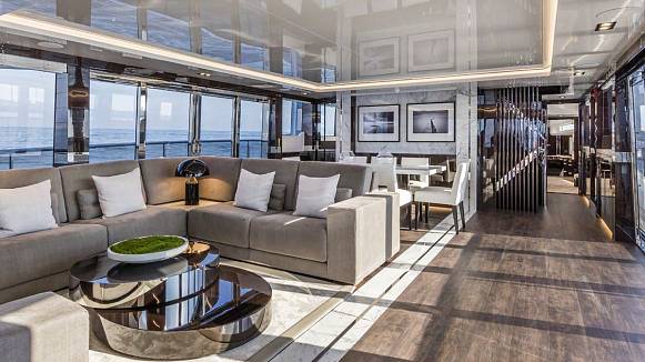 PEARL 95 yacht