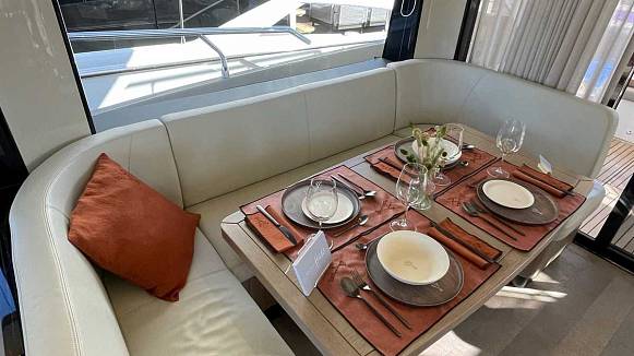 ABSOLUTE 62 FLY yacht