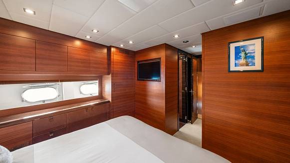 ECLAT yacht