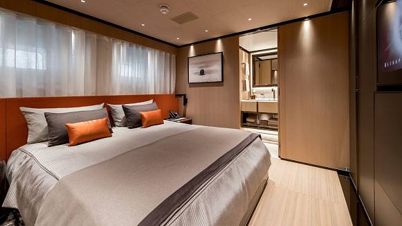 VERTIGE yacht