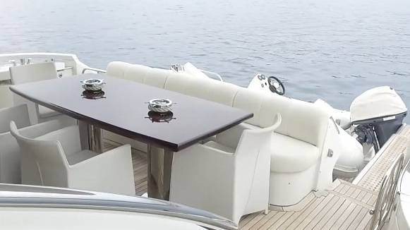 MARQUIS 690 FLY yacht
