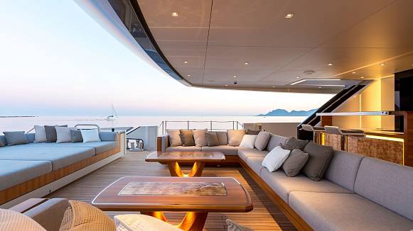 VERTIGE yacht