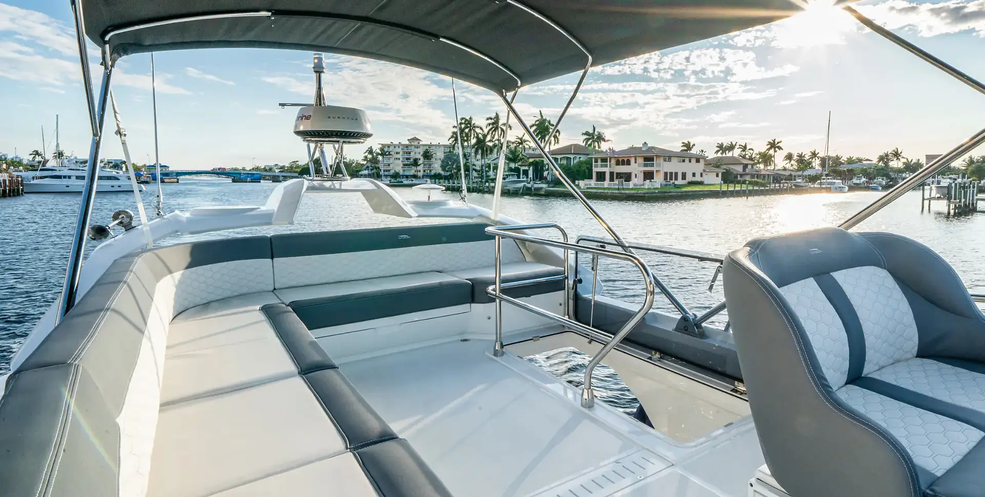 GALEON 400 FLY yacht