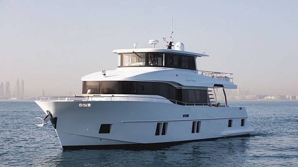 Nomad 70 SUV yacht