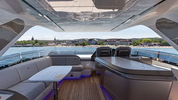 GALEON 800 FLY yacht