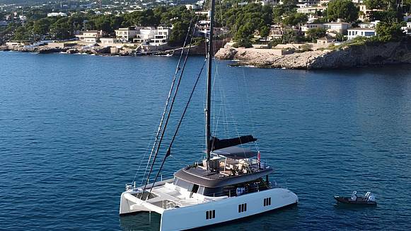 SUNREEF 60 SAILING yacht