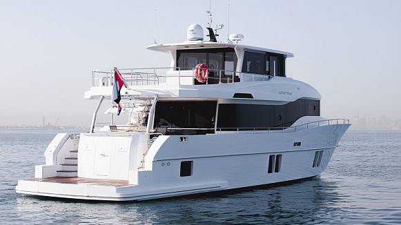 Nomad 70 SUV yacht