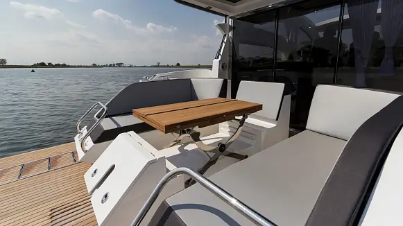 GALEON 430 HTC yacht