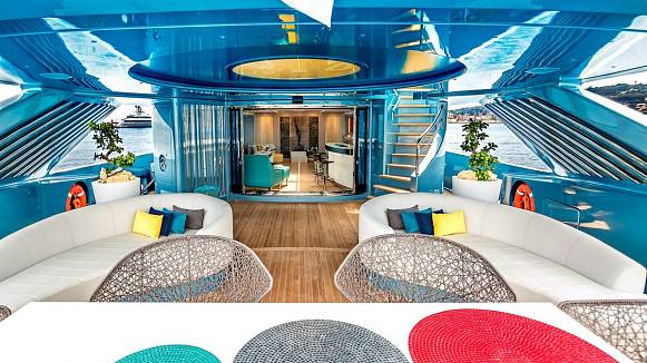 QUEEN ALLA yacht