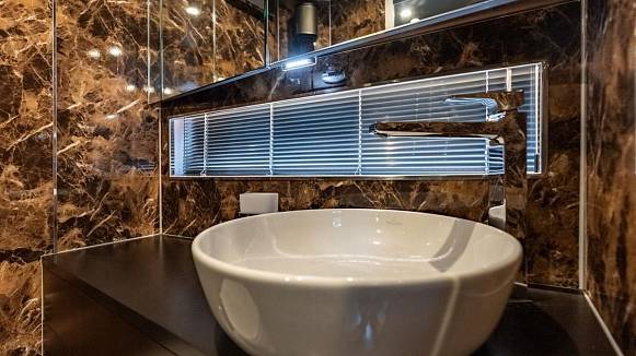 FAIRLINE 65 GTO yacht