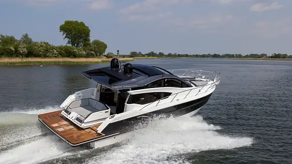 GALEON 430 HTC yacht