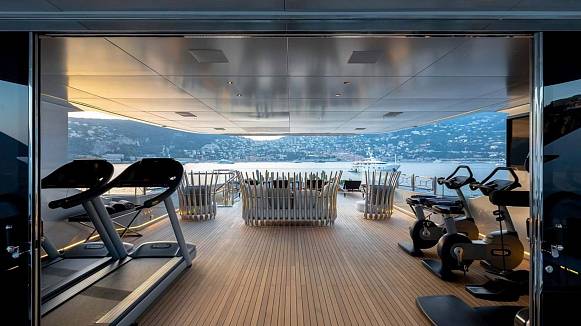 SARASTAR yacht